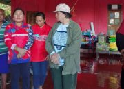 Lihat Langsung Suasana Kaki Gunung Ruang, Adriana Dondokambey Salurkan Bantuan Bagi Warga Terdampak