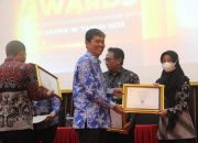 Sekretariat Bawaslu Sulut Raih Penghargaan Terkait Laporan Keuangan