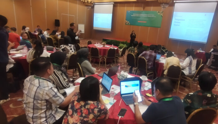 Viralkan Fakta, Bukan Hoaks: Pelatihan di Manado Optimalkan Medsos untuk Edukasi Imunisasi