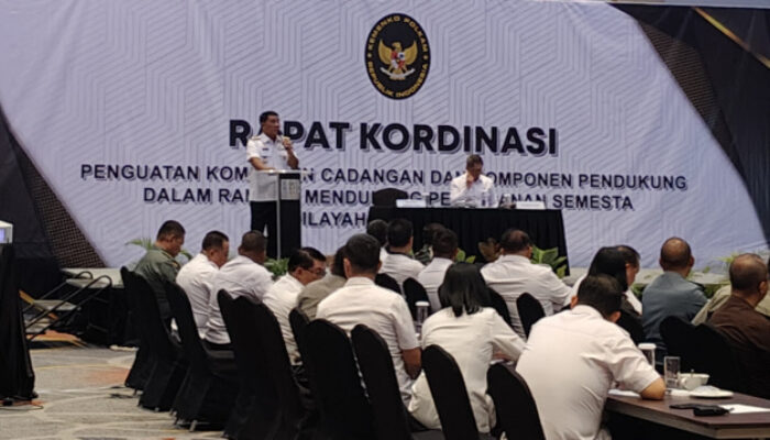 Strategi Yulius Selvanus: Sulawesi Utara Jadi Benteng Pertahanan di Kawasan Timur Indonesia