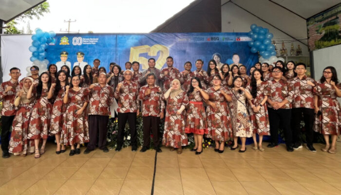 Dari Alumni untuk Almamater:, Kapolda Sulut Pimpin Semangat Perubahan di HUT SMA Negeri 7 Manado: Adaptasi atau Tertinggal!