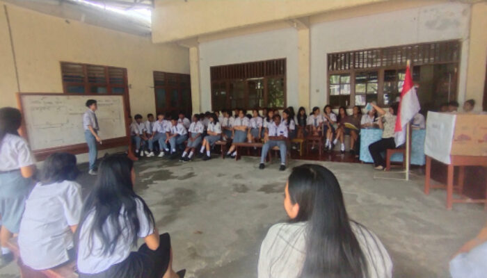 Lewat Pemilihan Demokratis, SMAS Katolik St. Thomas Aquino Manado Tetapkan Pengurus OSIS Periode Baru