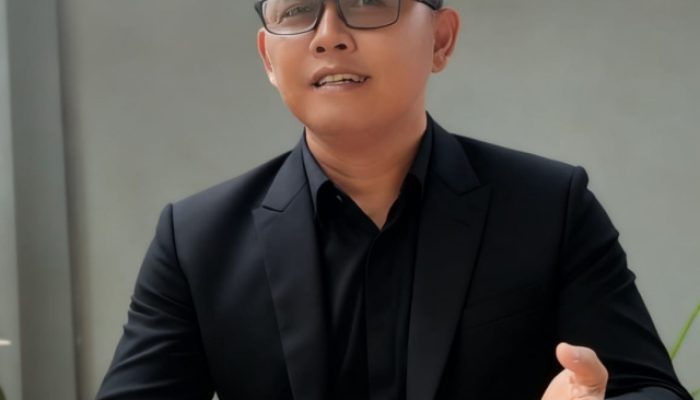 Tambang Rakyat : Ada Bapak Tambang Rakyat, Siapa Bapak Sianida Sulut? Dicari!”